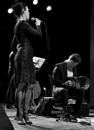 10013982_10203196617347115_1365915173_n